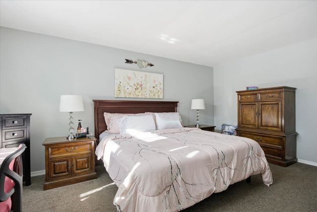 143 Walnut Avenue, North Hampton, NH 03862