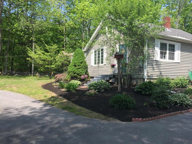 143 Walnut Avenue, North Hampton, NH 03862