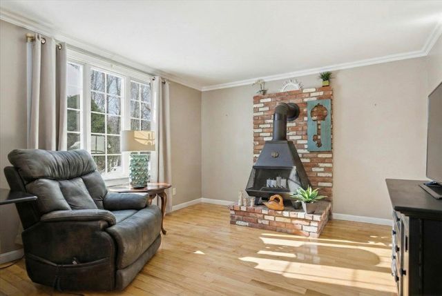 143 Walnut Avenue, North Hampton, NH 03862