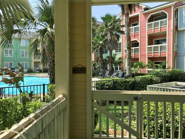 7000 Seawall Boulevard 713, Galveston, TX 77551