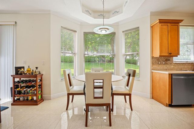 9058 Alexandra Circle, Wellington, FL 33414