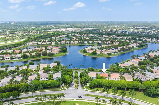 9058 Alexandra Circle, Wellington, FL 33414