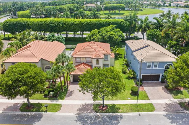 9058 Alexandra Circle, Wellington, FL 33414