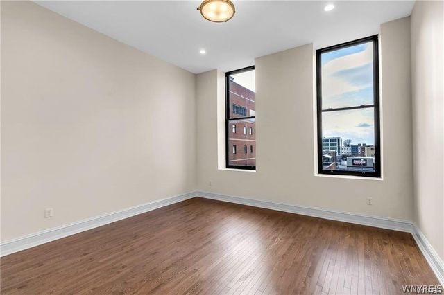 674 Main Street 3, Buffalo, NY 14202