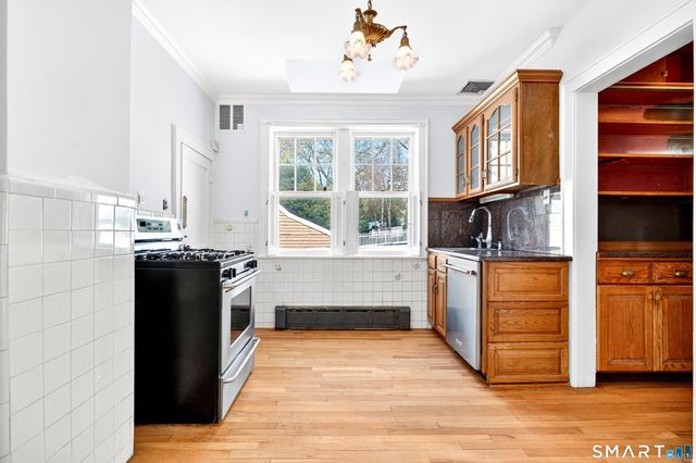 83 Hoyt Street, Darien, CT 06820