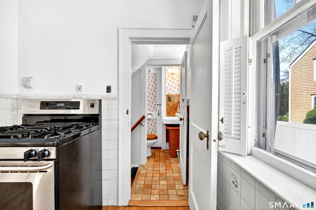 83 Hoyt Street, Darien, CT 06820