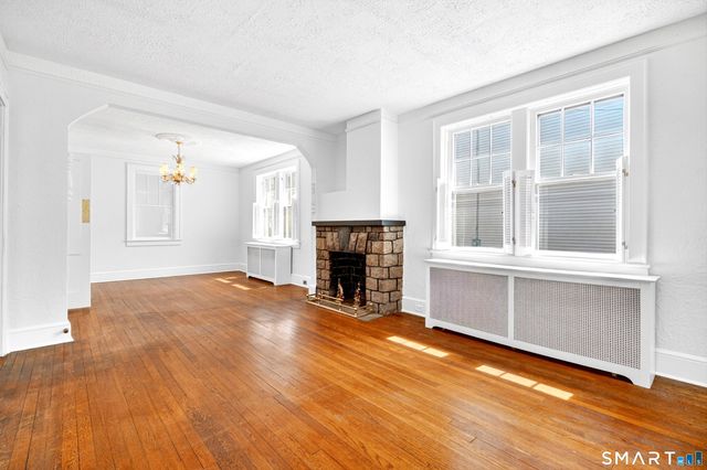 83 Hoyt Street, Darien, CT 06820