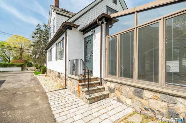 83 Hoyt Street, Darien, CT 06820