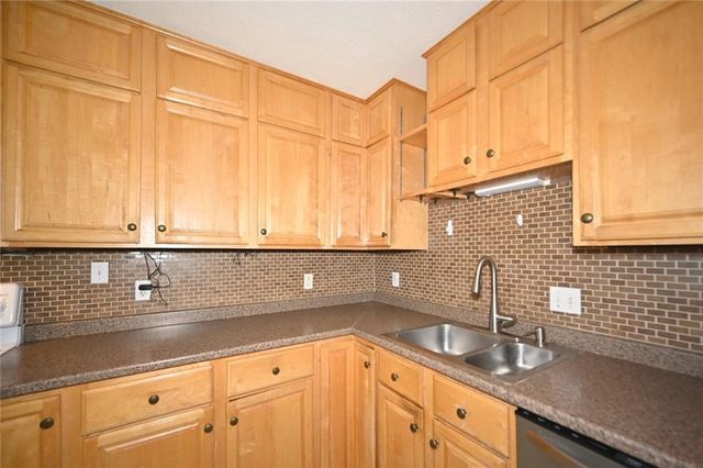 4505 E 112th Street, Kansas City, MO 64137