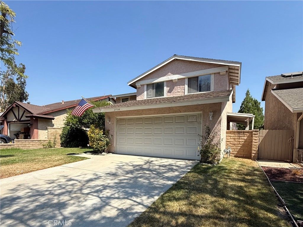 Image 3 of property listing at 27544 Lovage Court, Saugus, CA 91350