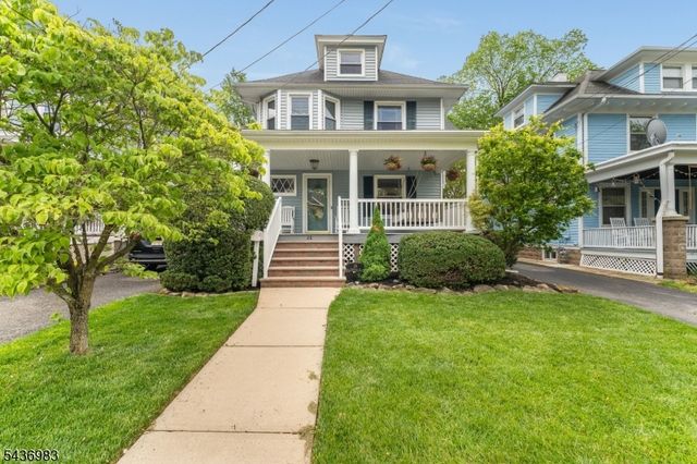 28 Codington Pl, Somerville Boro, NJ 08876