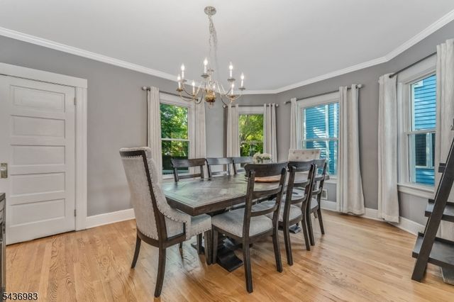 28 Codington Pl, Somerville Boro, NJ 08876