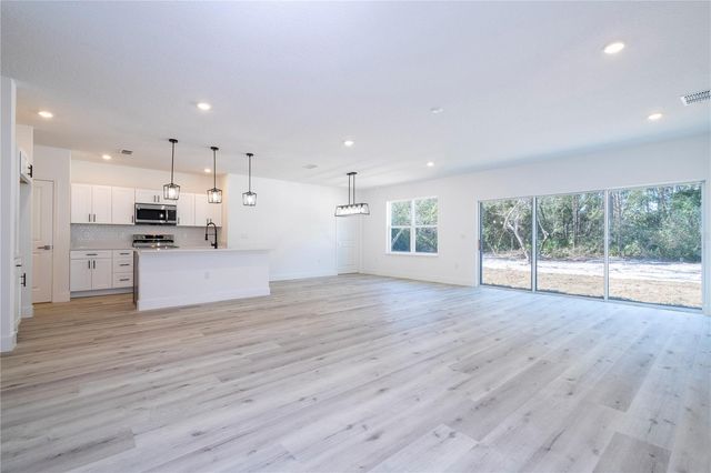 42065 TAMARAC STREET, Eustis, FL 32736