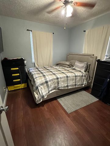 741 NW 10th Ter, Fort Lauderdale, FL 33311