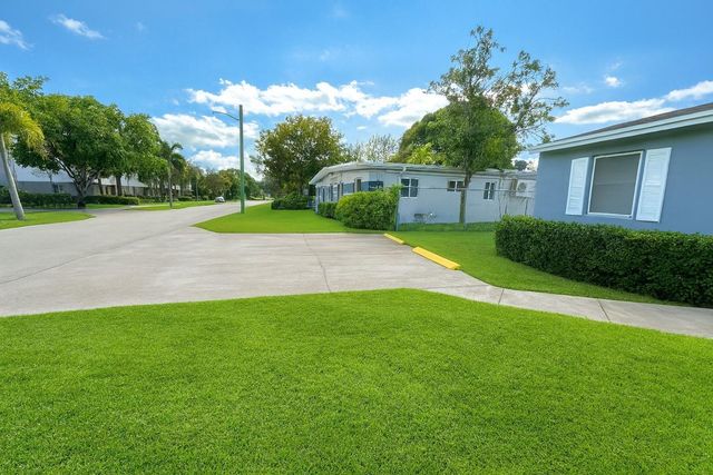 741 NW 10th Ter, Fort Lauderdale, FL 33311