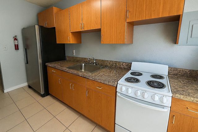 741 NW 10th Ter, Fort Lauderdale, FL 33311