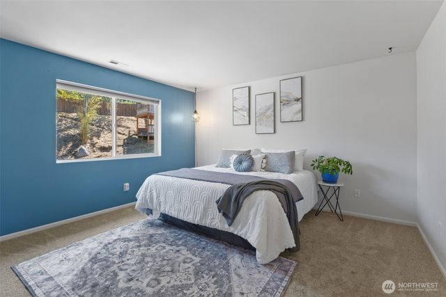 6728 Charlotte Avenue SE, Auburn, WA 98092