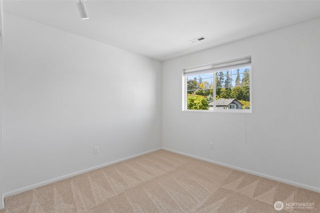 6728 Charlotte Avenue SE, Auburn, WA 98092