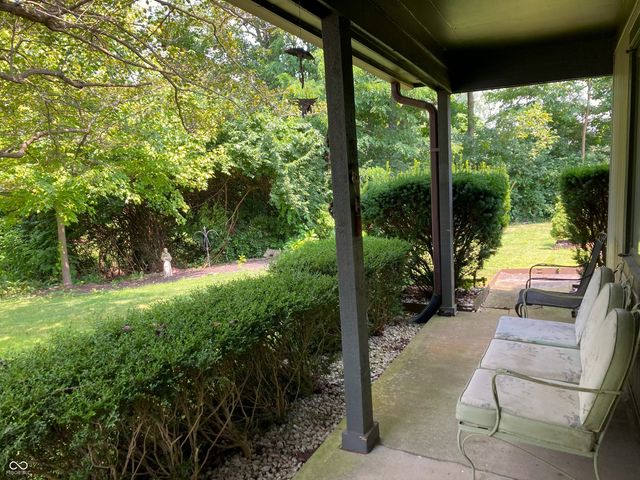 2580 N Willow Way, Indianapolis, IN 46268