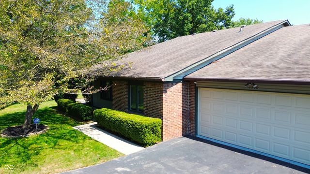 2580 N Willow Way, Indianapolis, IN 46268