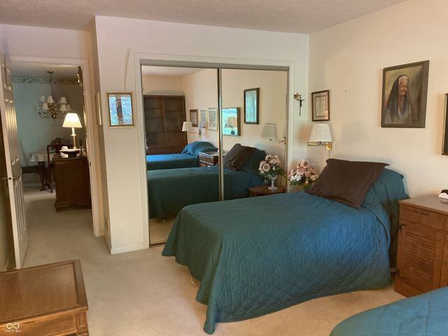 2580 N Willow Way, Indianapolis, IN 46268