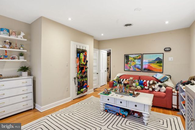 209 GOLDSBOROUGH ST, Easton, MD 21601