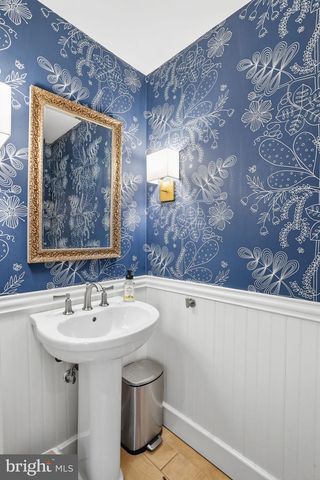 209 GOLDSBOROUGH ST, Easton, MD 21601