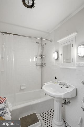 209 GOLDSBOROUGH ST, Easton, MD 21601