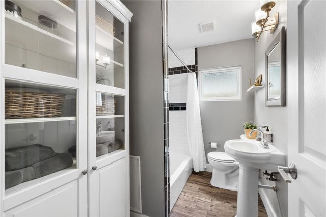 1010 Althea Drive, Houston, TX 77018