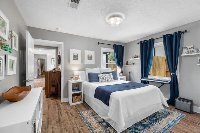 1010 Althea Drive, Houston, TX 77018