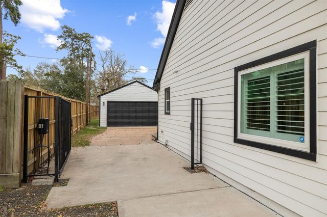 1010 Althea Drive, Houston, TX 77018