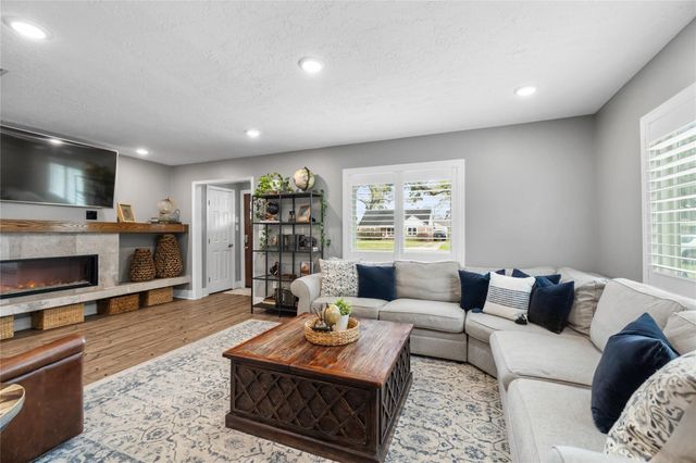 1010 Althea Drive, Houston, TX 77018