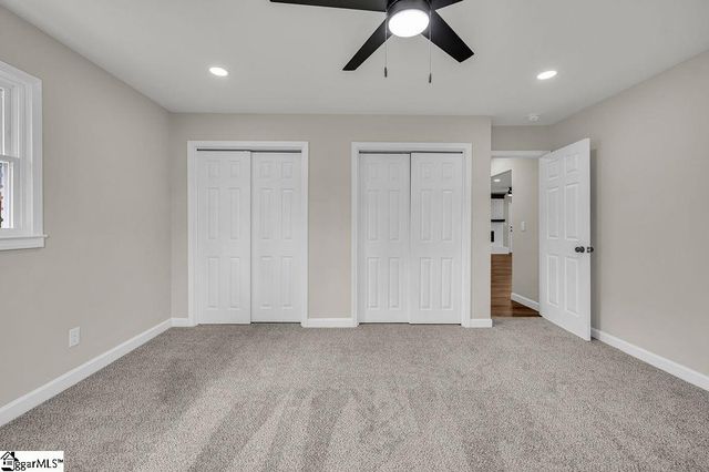 11 Confederate Circle, Taylors, SC 29687