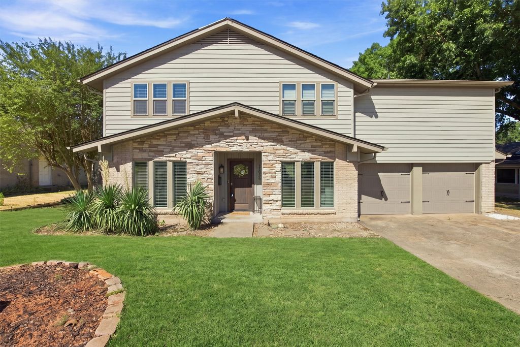 12235 Treeview Lane, Farmers Branch, TX 75234 — exterior