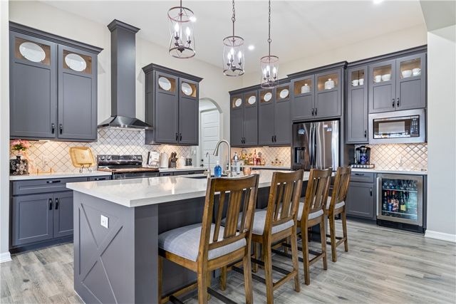 1864 The Grand Dr, Kingsville, TX 78363