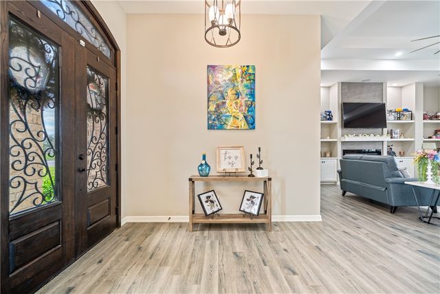 1864 The Grand Dr, Kingsville, TX 78363