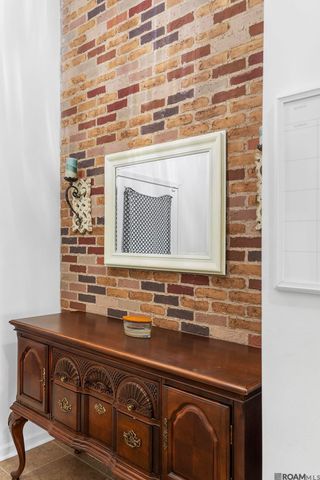 1303 S Sanctuary Ave, Gonzales, LA 70737