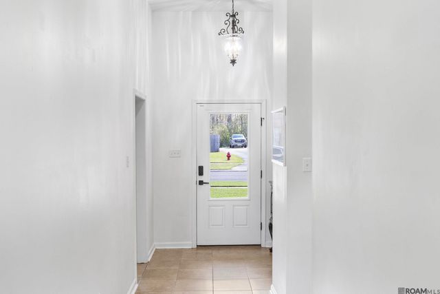 1303 S Sanctuary Ave, Gonzales, LA 70737