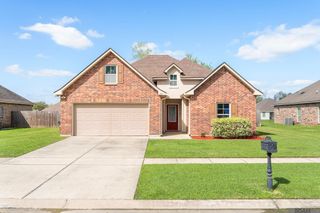 1303 S Sanctuary Ave, Gonzales, LA 70737