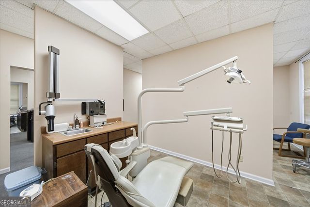 526 Academy Avenue, Dublin, GA 31021