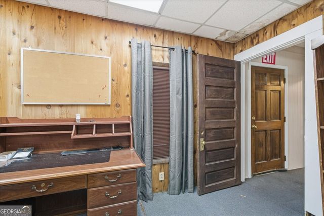 526 Academy Avenue, Dublin, GA 31021