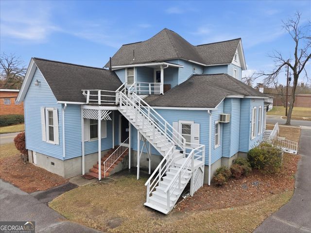 526 Academy Avenue, Dublin, GA 31021