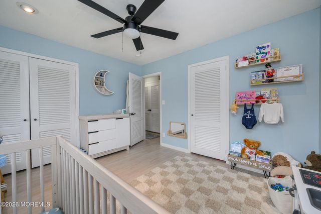 15 Wilson Circle W, Red Bank, NJ 07701