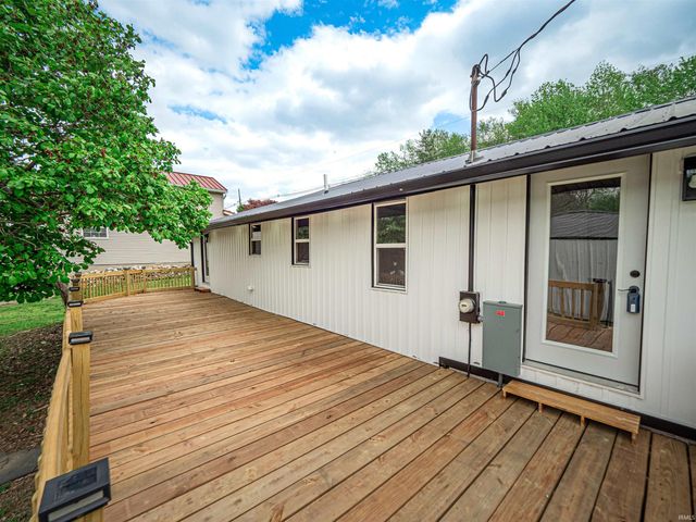 5233 State Route 261 Highway, Newburgh, IN 47630