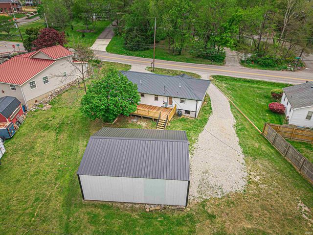 5233 State Route 261 Highway, Newburgh, IN 47630