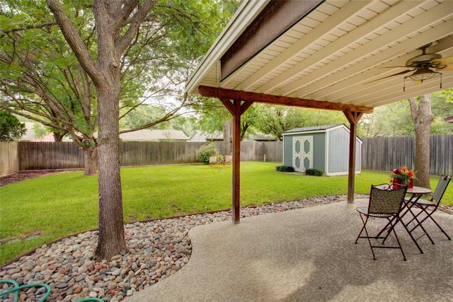 2311 Vassar Court, Arlington, TX 76015