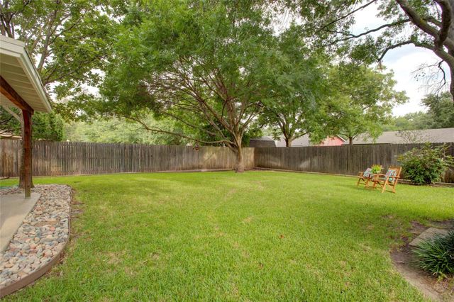 2311 Vassar Court, Arlington, TX 76015