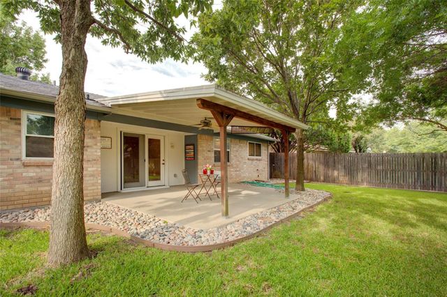 2311 Vassar Court, Arlington, TX 76015
