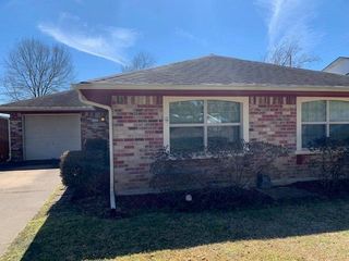 2429 19th Avenue N, Texas City, TX 77590