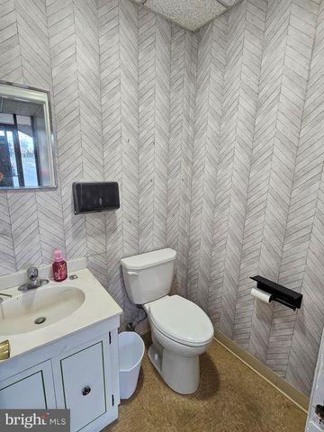 17 N 23RD ST, Reading, PA 19606